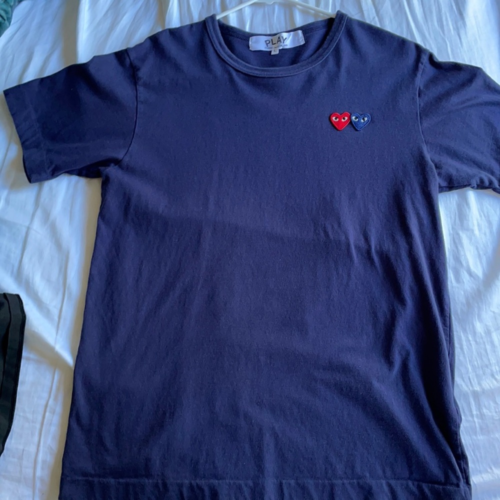 COMME Des GARÇONS “PLAY” tee double heart navy